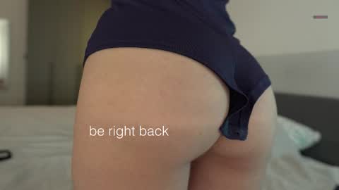 Snapshot of katesee chatting on 02.15.26 katesee online show from 02.15.26