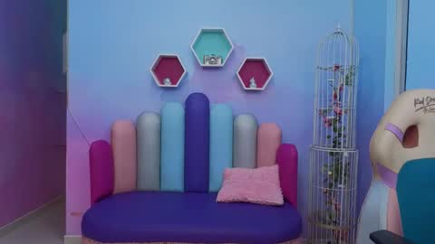 Kate Skinny  online show from 01.10.26