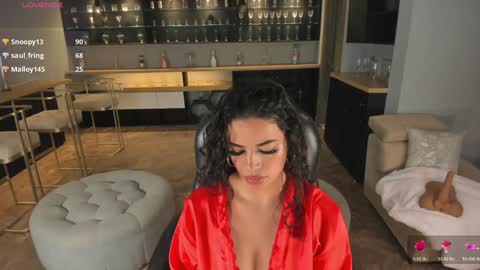 K A T E  online show from 01.29.25