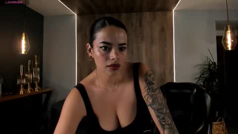 K A T E  online show from 02.11.26