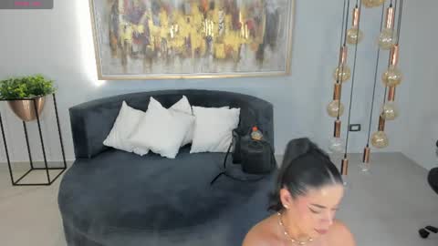 Snapshot of katesunder chatting on 06.30.26 K A T E online show from 06.30.26