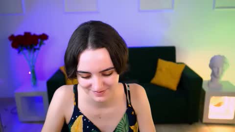 Snapshot of katewillows chatting on 12.05.25 katewillows online show from 12.05.25