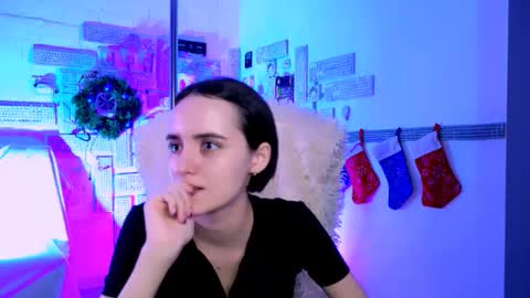 Snapshot of katewillows chatting on 01.12.26 katewillows online show from 01.12.26