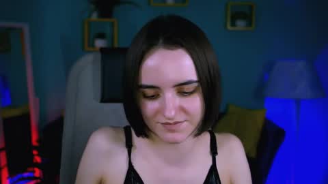 katewillows online show from 04.30.26