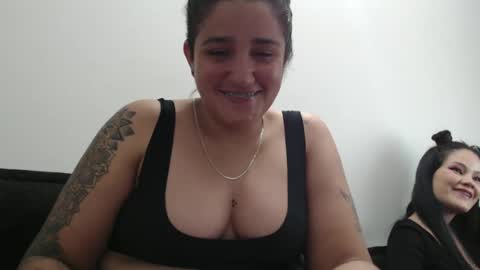 Snapshot of katha131580 chatting on 02.11.25 katha131580 online show from 02.11.25