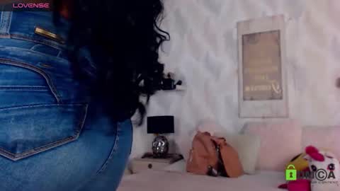 Snapshot of katha_18 chatting on 11.29.25 katy online show from 11.29.25