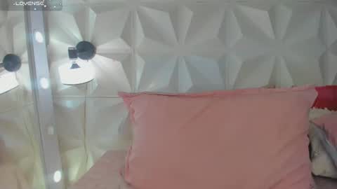 Snapshot of kathalinaxvip chatting on 06.20.26 katha online show from 06.20.26