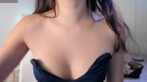 Snapshot of kathe_littlee chatting on 06.06.26 kathe_littlee online show from 06.06.26