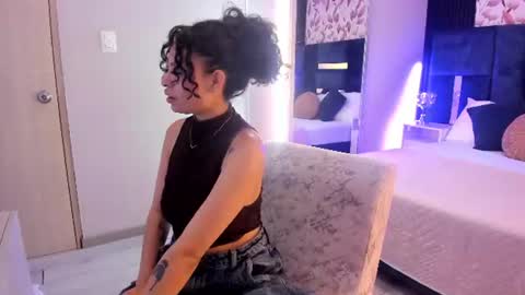 Snapshot of kathegomez_ chatting on 07.16.26 KatheGomez online show from 07.16.26