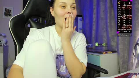 Snapshot of kathiekat chatting on 01.15.25 Kathie online show from 01.15.25