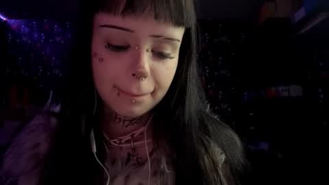 Snapshot of kathimatayoshi chatting on 02.21.26 Luna online show from 02.21.26