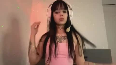 Snapshot of kathimatayoshi chatting on 04.02.26 Luna online show from 04.02.26