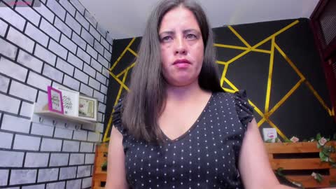 Paola online show from 01.10.25