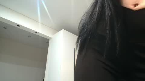 KathrineBerry online show from 05.18.26