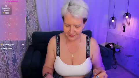 Snapshot of kathy_sunn chatting on 05.13.26 Kathy online show from 05.13.26