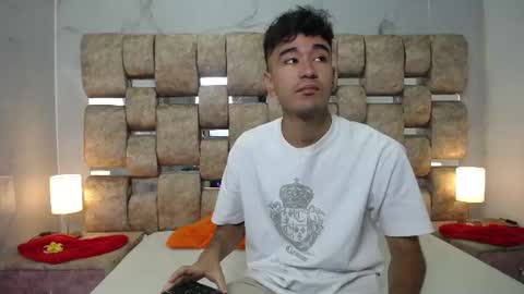 Kaht y Aiden online show from 07.10.26