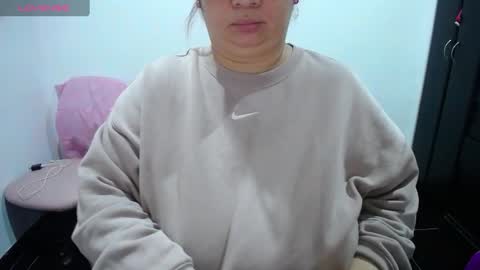 Snapshot of kathybigboobsbbw_ chatting on 12.05.24 kathybigboobsbbw_ online show from 12.05.24