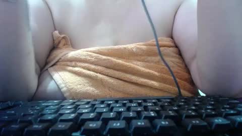 Snapshot of kathybigboobsbbw_ chatting on 12.28.24 kathybigboobsbbw_ online show from 12.28.24