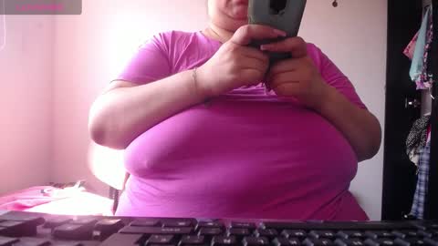 Snapshot of kathybigboobsbbw_ chatting on 01.11.25 kathybigboobsbbw_ online show from 01.11.25