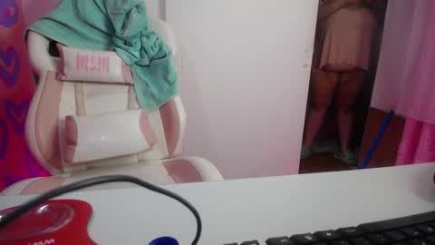 Snapshot of kathybigboobsbbw_ chatting on 10.22.25 kathybigboobsbbw_ online show from 10.22.25