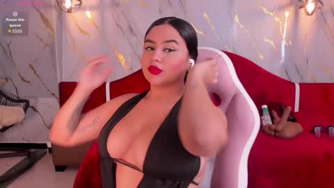 Snapshot of katia_bigboobs11 chatting on 02.13.26 Katia online show from 02.13.26