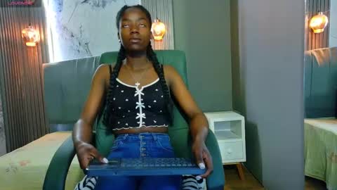 Snapshot of katia_green chatting on 10.07.25 Katia online show from 10.07.25