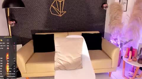 Snapshot of katia_high chatting on 02.22.26 katia_high online show from 02.22.26