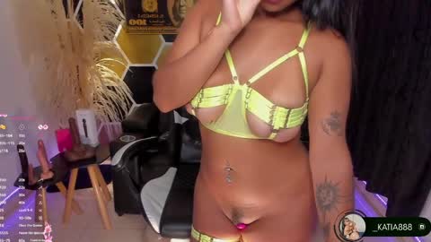 Snapshot of katia_high chatting on 04.30.26 katia_high online show from 04.30.26