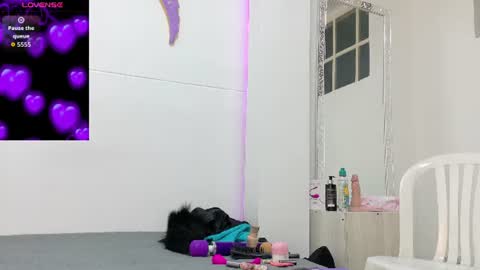 . . KATIA . . online show from 06.10.26
