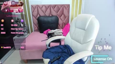 Snapshot of katialips_ chatting on 09.24.25 Katia online show from 09.24.25