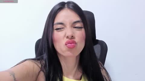 Snapshot of katialips_ chatting on 01.08.26 Katia online show from 01.08.26