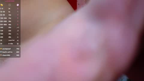 Snapshot of katie_dierse chatting on 12.26.24 Katie online show from 12.26.24