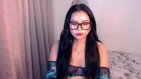 Kate online show from 04.12.26