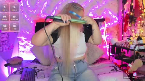 SHARON  KATIEE online show from 01.14.25