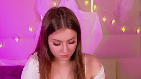 katiereeves online show from 10.30.25