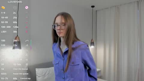 Scarlett online show from 11.13.25