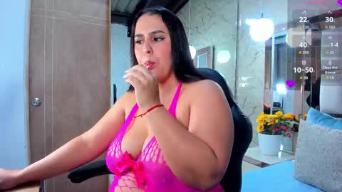 Snapshot of katleya_lewiis chatting on 10.10.25 Katleya Lewiis online show from 10.10.25