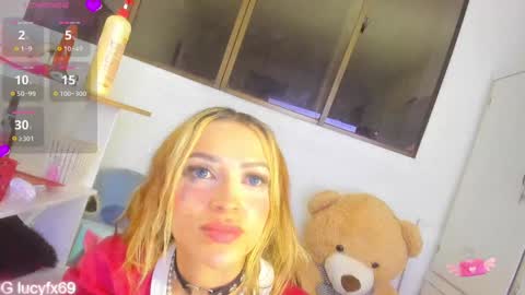 lucyfx69   INSTAGRAM online show from 02.01.25