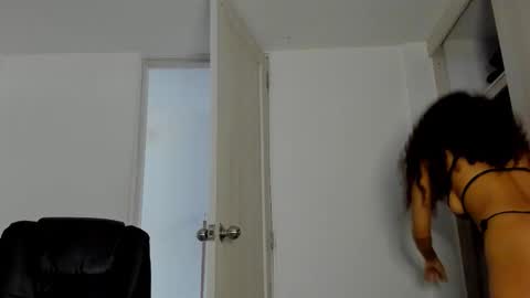 Snapshot of katrhin_66 chatting on 11.26.25 Kathrin online show from 11.26.25