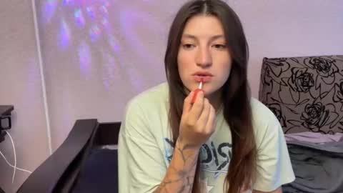 Snapshot of katrin_kristal chatting on 06.02.26 naked in pvt show 100 tk online show from 06.02.26