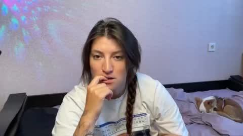 Snapshot of katrin_kristal chatting on 06.05.26 naked in pvt show 100 tk online show from 06.05.26