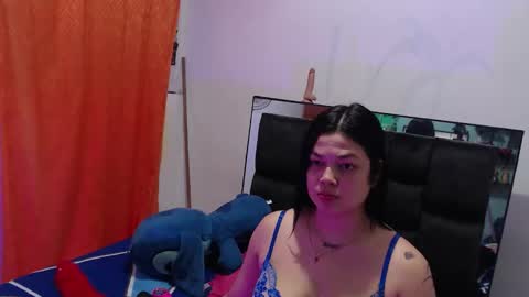 Snapshot of katrina_0 chatting on 02.11.26 Katrina online show from 02.11.26