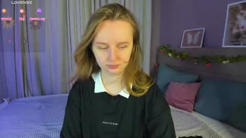 Snapshot of katrina_bail chatting on 07.19.26 Katrina Bail online show from 07.19.26