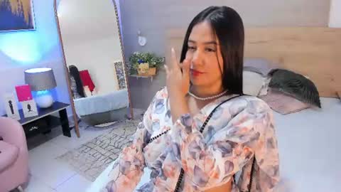 Snapshot of katrina_baurii chatting on 07.10.26 katrina online show from 07.10.26