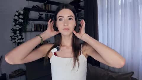 Kate Aurora online show from 03.16.26