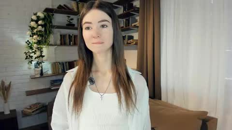 Kate Aurora online show from 03.22.26