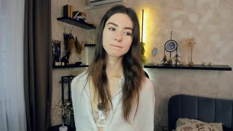 Kate Aurora online show from 03.28.26