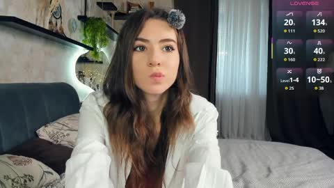 Kate Aurora online show from 04.08.26