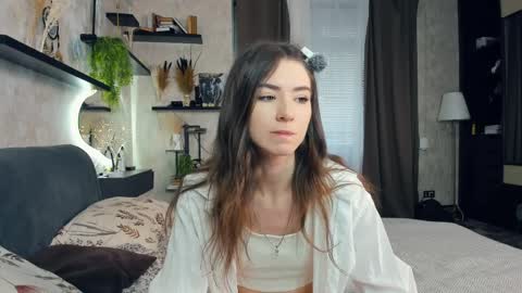 Kate Aurora online show from 04.09.26