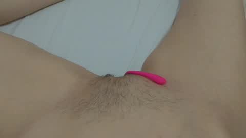 Snapshot of katrinna_arinna chatting on 01.11.25 katrina dont forget to give me thumbs up online show from 01.11.25